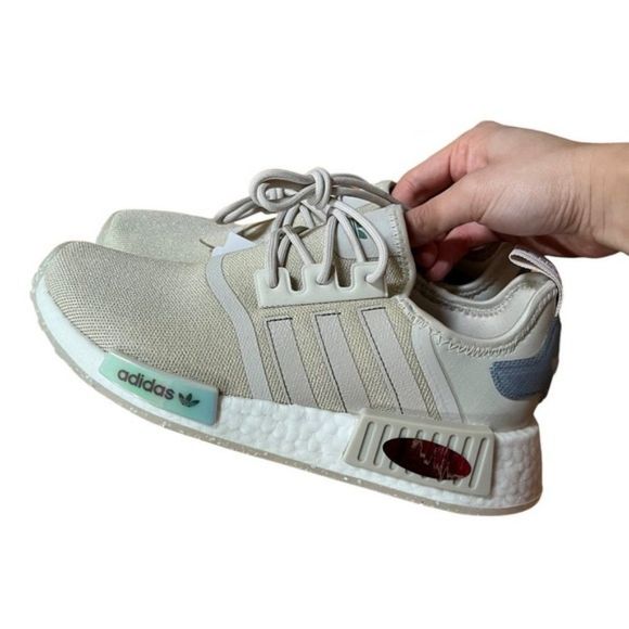 New Adidas NMD R1 Shoes Women's 7.5 - Picture 3 of 6